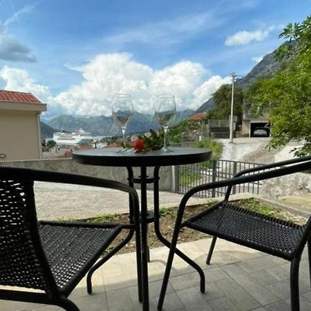 Nature Bay Apartment โกตอร์ ภายนอก รูปภาพ