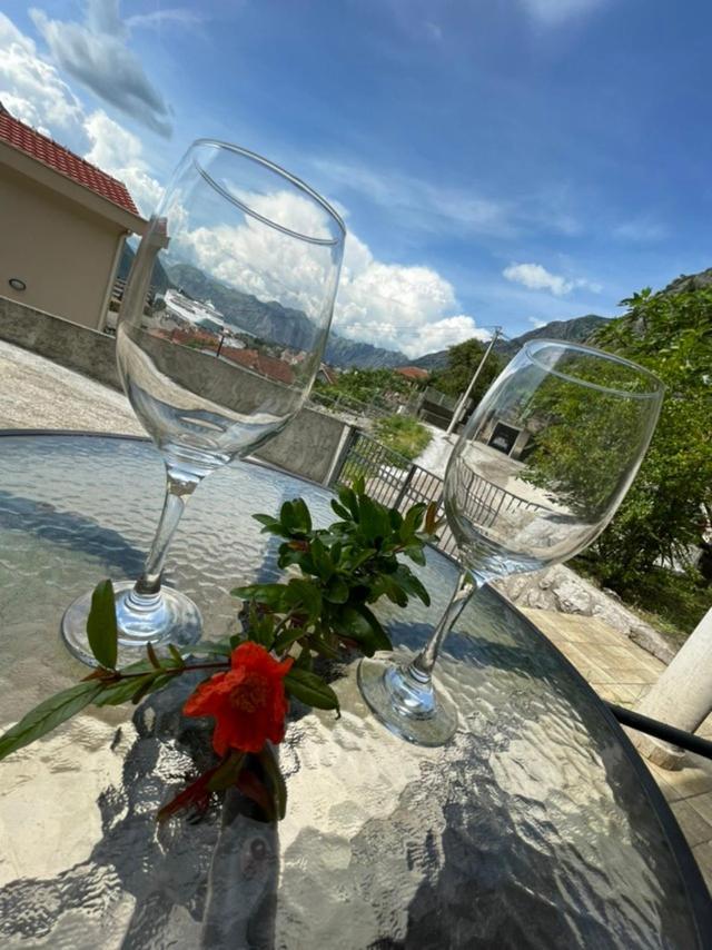 Nature Bay Apartment โกตอร์ ภายนอก รูปภาพ